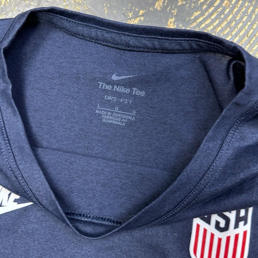 Nike USA Soccer Short Sleeve Shirt Navy Blue Large USWNT - Picture 4 of 8